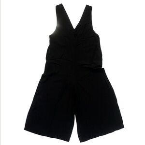 Good Luck Gem Sleeveless Wide Leg V-Neck Pull On Black Jumpsuit Size Medium‎